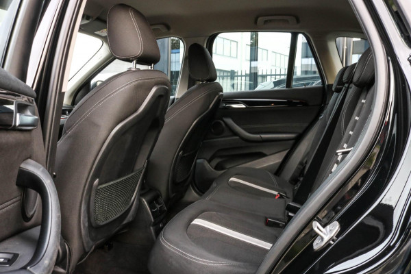 BMW X1 SDrive18i - LED - AUTOMAAT - DEALER ONDERHOUDEN
