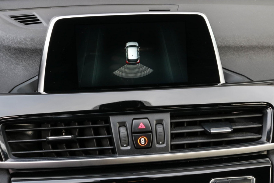 BMW X1 SDrive18i - LED - AUTOMAAT - DEALER ONDERHOUDEN