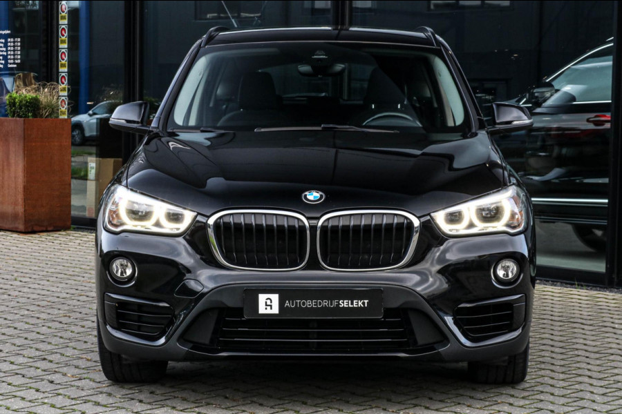 BMW X1 SDrive18i - LED - AUTOMAAT - DEALER ONDERHOUDEN