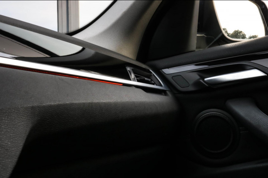 BMW X1 SDrive18i - LED - AUTOMAAT - DEALER ONDERHOUDEN