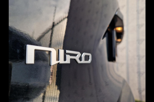 Kia Niro 1.6 GDi Hybrid DynamicPlusLine | Stoel -en Stuurverwarming | Head-Up Display | Elektr. Achterklep | Leder |