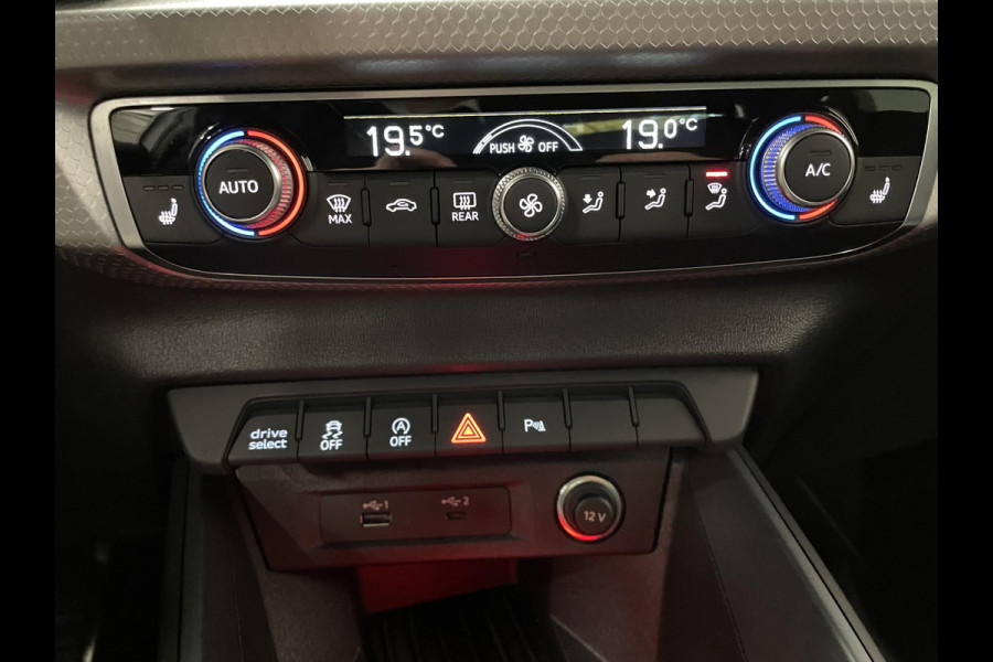 Audi A1 Sportback 2.0T 200 pk Aut. 40 TFSI S Line S-Line Interieur + Alcantara Full LED PDC VA+ Camera Cruise Control 17" Navi Virtual Cockpit