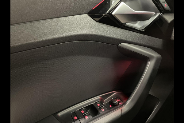 Audi A1 Sportback 2.0T 200 pk Aut. 40 TFSI S Line S-Line Interieur + Alcantara Full LED PDC VA+ Camera Cruise Control 17" Navi Virtual Cockpit