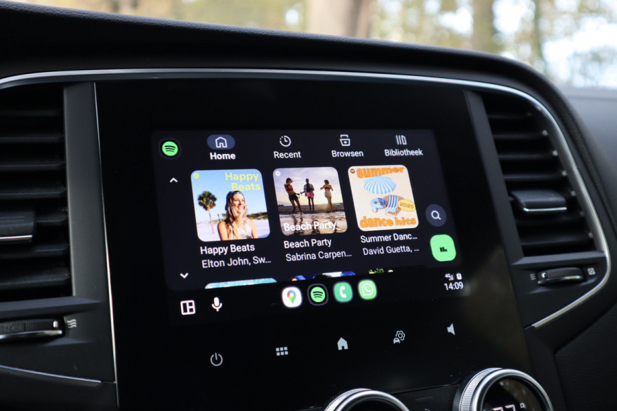 Renault MEGANE Estate 1.3 TCe 140 Equilibre | Trekhaak | Navi | Carplay |