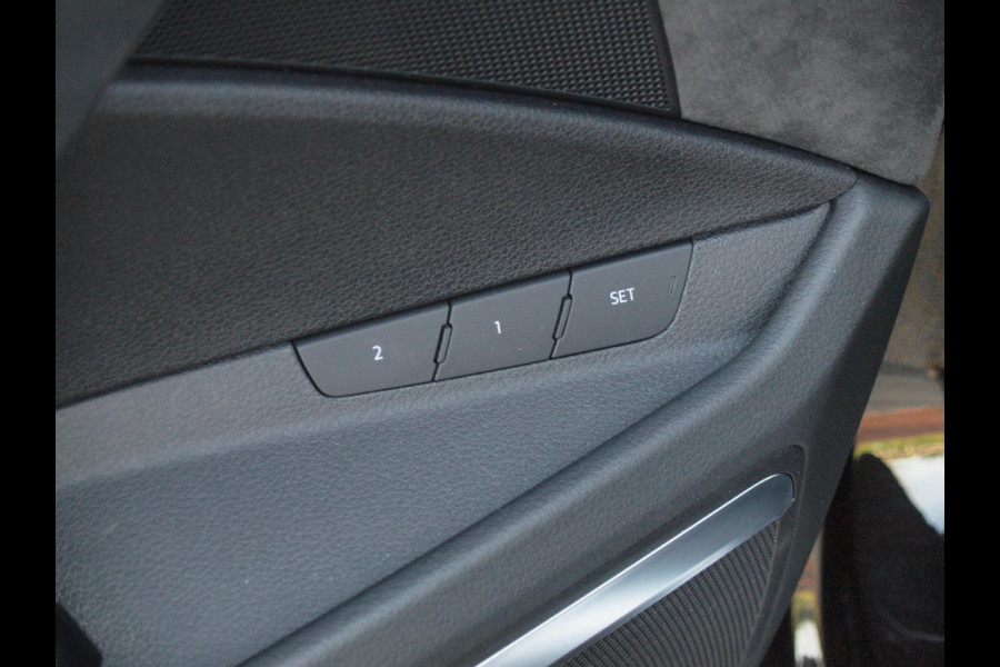 Audi e-tron e-tron 55 quattro advanced 95 kWh | S-line | Panoramadak | Bang & Olufsen | Camera | Apple Carplay |