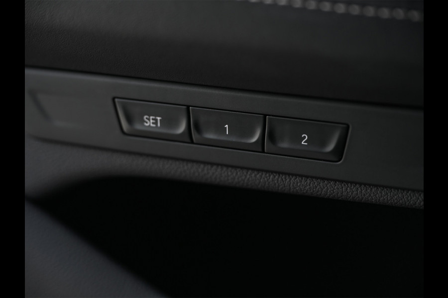 BMW 7 Serie 745e HIGH EXECUTIVE | M-SPORT | COMFORT ACCESS | STOELMASSAGE | ACTIVE CRUISE | ALCANTARA | HEAD-UP | DISPLAY KEY | LEDER | HARM