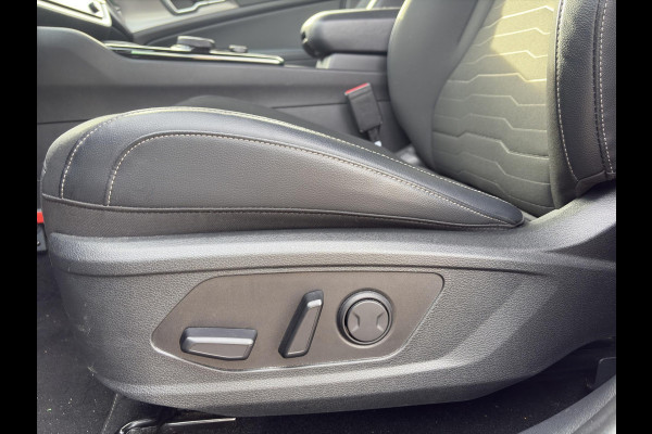 Kia Sportage 1.6 T-GDi Plug-in Hybrid AWD DynamicPlusLine | Pano | Stoel- en Stuurverwarming | Elektr. Bestuurdersstoel | LED | 19-Inch LMV |