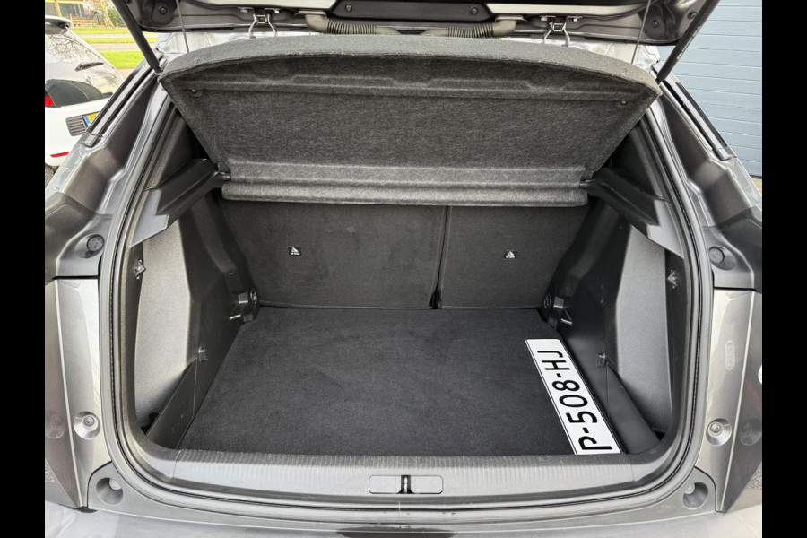 Peugeot 2008 1.2 PureTech Active 2e Eigenaar,Navi,Trekhaak,Pdc,6 Bak,Clima,Cruise,102pk,Apk tot 11-2026