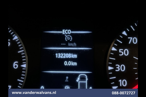 Renault Master 2.3 dCi 135pk L2H2 Euro6 Airco | Camera | Navigatie | Cruisecontrol | 2500kg Trekhaak | Bijrijdersbank,  Parkeersensoren