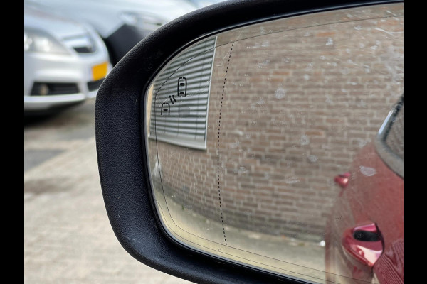 Ford Mondeo 2.0 IVCT HEV Titanium Carplay_Camera Full option