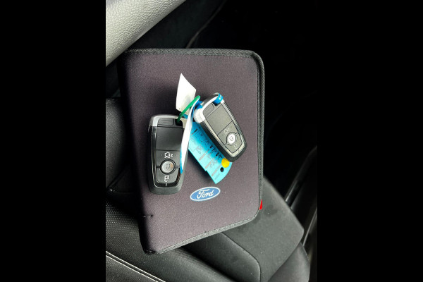 Ford Mondeo 2.0 IVCT HEV Titanium Carplay_Camera Full option