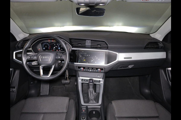 Audi Q3 45 TFSI e Business Edition 245 pk S-tronic| Navigatie | Parkeersensoren | Achteruitrijcamera | Stoelverwarming | Apple Carplay/Android Auto |