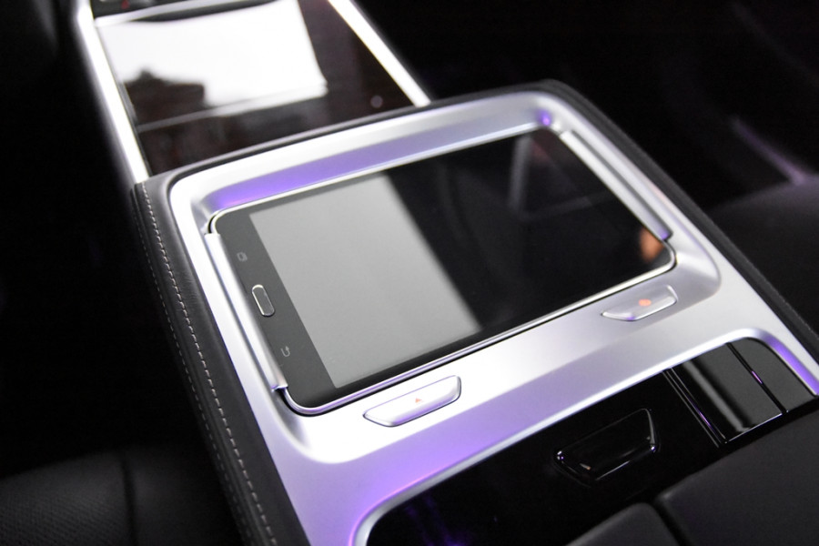 BMW 7 Serie 745Le xDrive High Executive *FULL OPTIONS*