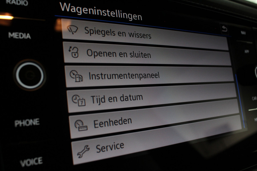 Volkswagen T-Cross 1.0 TSI Life 110pk Camera/Adapt.Cruise/Navi/Sensoren voor+achter