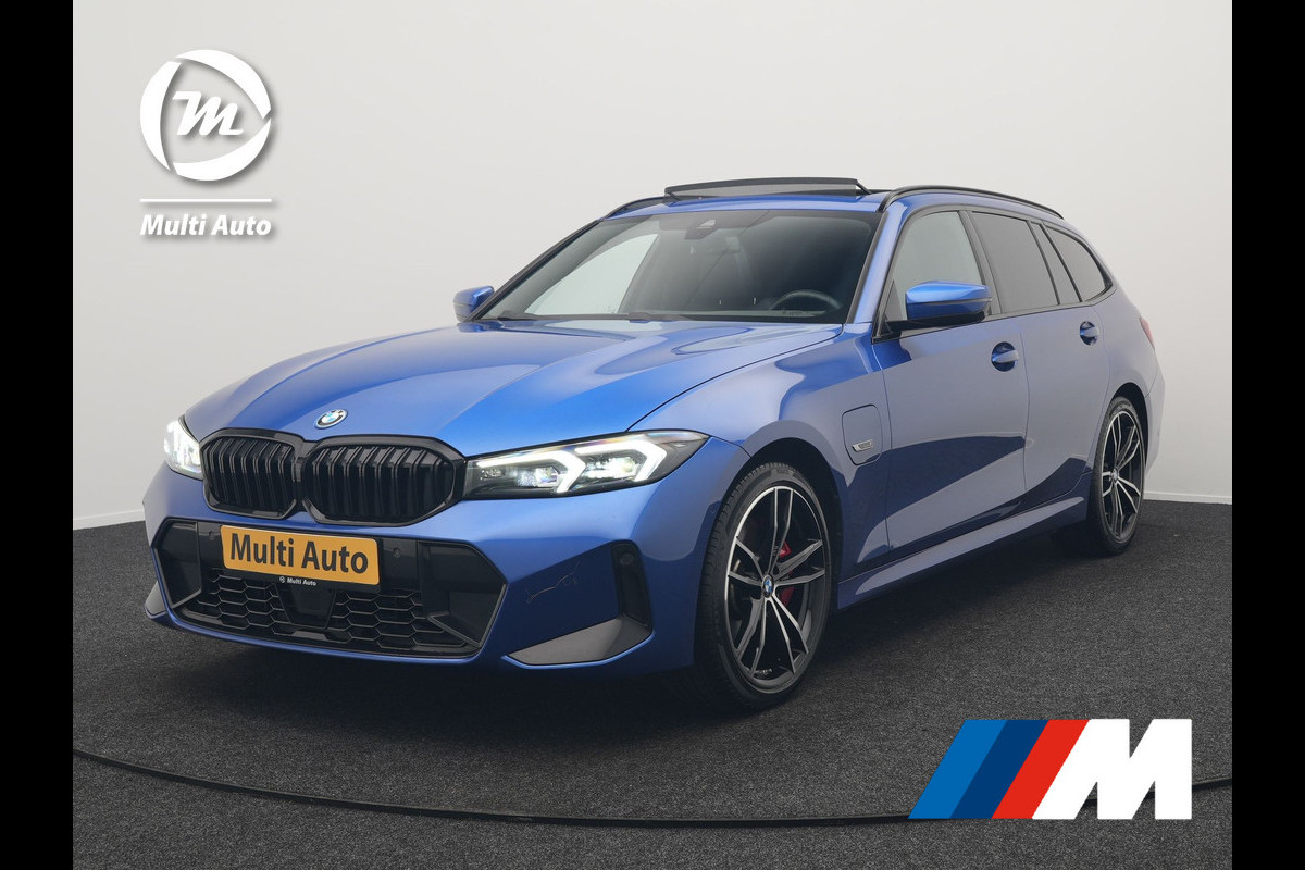 BMW 3 Serie Touring 330e M Sport Pro Plug In Hybrid 292pk Dealer O.H. PHEV | Widescreen Navi | Trekhaak Af Fabriek | Panodak | Adaptive Cruise | Camera |  Alcantara Sportstoelen Memory & Verwarmd | Sfeerverlichting | Apple Carplay | Stuur Verwarmd | Navigatie |