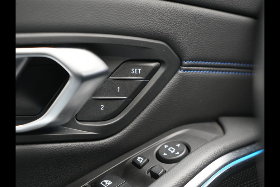 BMW 3 Serie Touring 330e M Sport Pro Plug In Hybrid 292pk Dealer O.H. PHEV | Widescreen Navi | Trekhaak Af Fabriek | Panodak | Adaptive Cruise | Camera |  Alcantara Sportstoelen Memory & Verwarmd | Sfeerverlichting | Apple Carplay | Stuur Verwarmd | Navigatie |