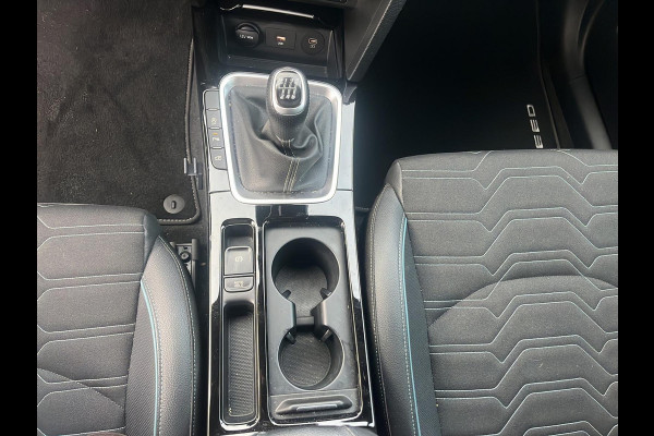 Kia Ceed 1.0 T-GDi Design Edition | JBL | Stoel- en Stuurverwarming | Lane Assist | Dode Hoek Assistentie |