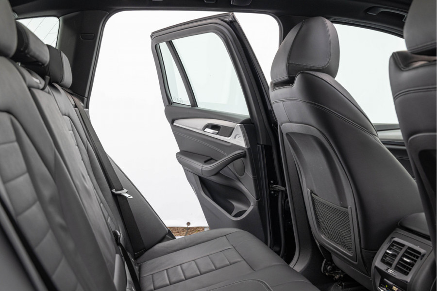 BMW X3 xDrive30d High Executive Pano 20'' M-Pakket ACC Trekhaak