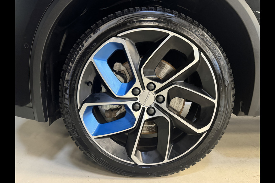 Lynk & Co 01 1.5 | Panoramadak | Adaptive cruise | Camera | Stoelverwarming | Carplay | Sfeerverlichting