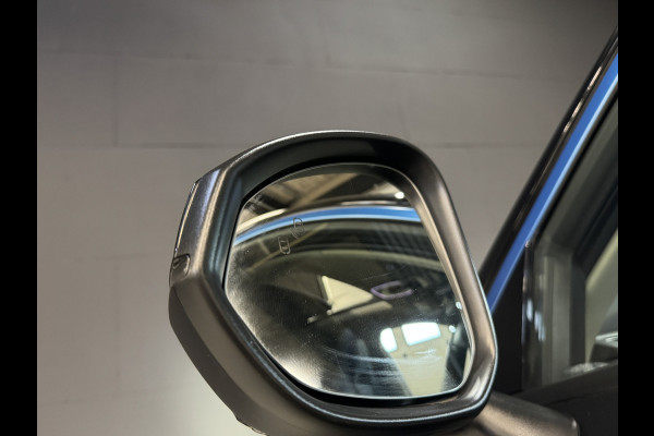 Lynk & Co 01 1.5 | Panoramadak | Adaptive cruise | Camera | Stoelverwarming | Carplay | Sfeerverlichting