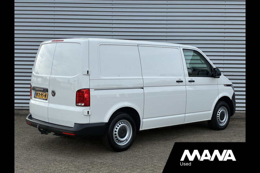 Volkswagen Transporter 2.0 TDI 110PK L1H1 Camera Airco Cruise Trekhaak Voorruitverwarming