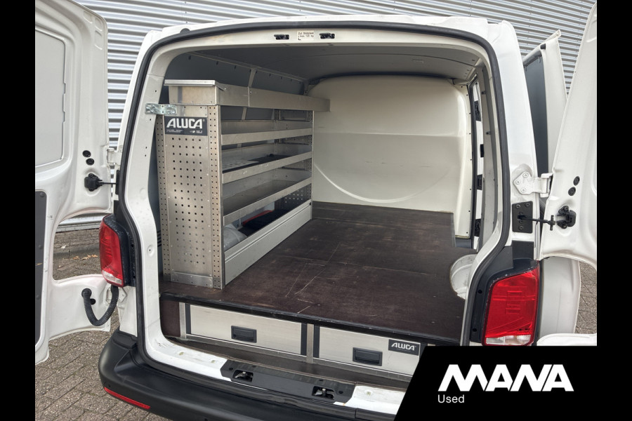 Volkswagen Transporter 2.0 TDI 110PK L1H1 Camera Airco Cruise Trekhaak Voorruitverwarming