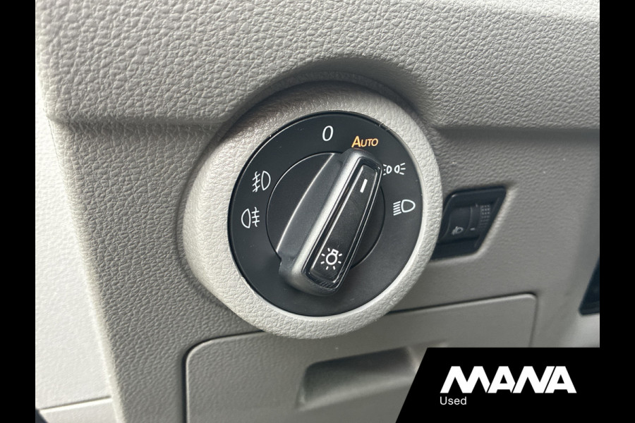 Volkswagen Transporter 2.0 TDI 110PK L1H1 Camera Airco Cruise Trekhaak Voorruitverwarming