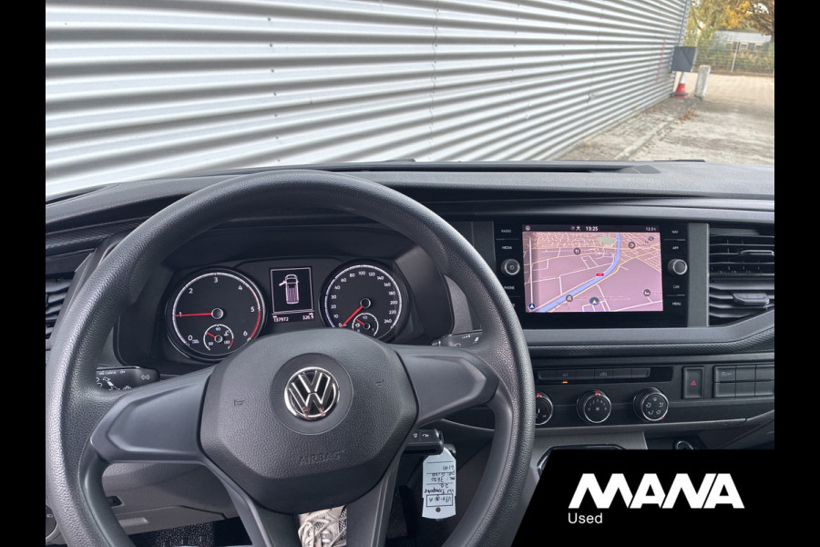 Volkswagen Transporter 2.0 TDI 110PK L1H1 Camera Airco Cruise Trekhaak Voorruitverwarming