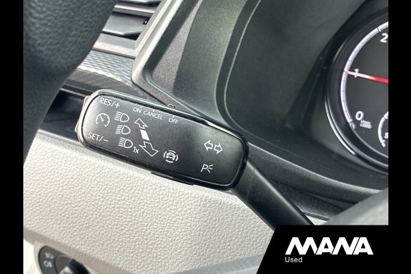 Volkswagen Transporter 2.0 TDI 110PK L1H1 Camera Airco Cruise Trekhaak Voorruitverwarming