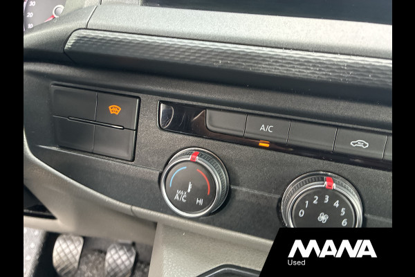 Volkswagen Transporter 2.0 TDI 110PK L1H1 Camera Airco Cruise Trekhaak Voorruitverwarming