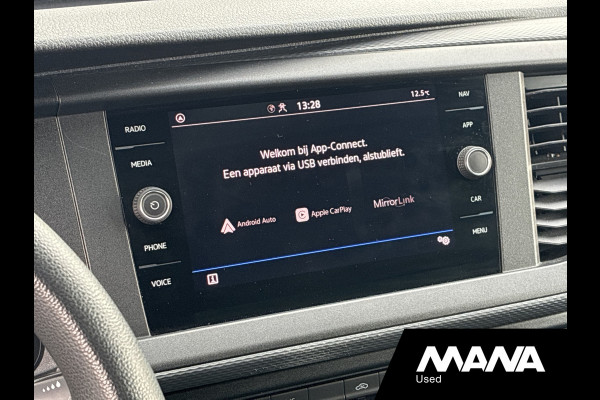 Volkswagen Transporter 2.0 TDI 110PK L1H1 Camera Airco Cruise Trekhaak Voorruitverwarming