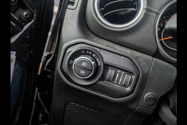 Jeep Wrangler Unlimited 2.0T Sahara | Grijs kenteken | Stoel-/Stuurverwarming | Navi |  Adapt. Cruise | Clima | Camera | Leder | Keyless | 20" Velgen