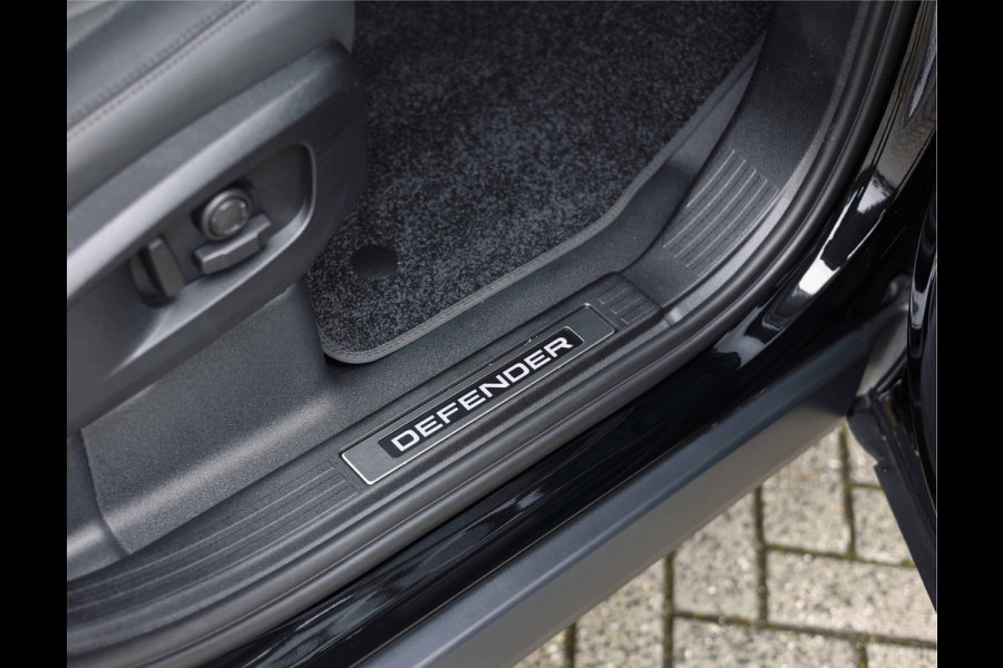 Land Rover Defender P400e 110 X-Dynamic HSE | Urban - Pano - Trekhaak - HUD