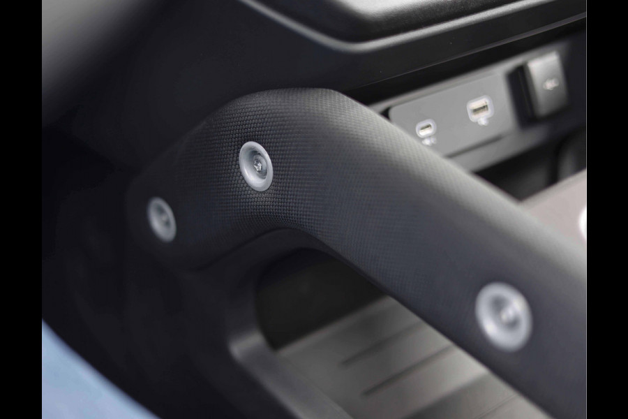 Land Rover Defender P400e 110 X-Dynamic HSE | Urban - Pano - Trekhaak - HUD