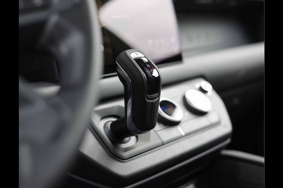 Land Rover Defender P400e 110 X-Dynamic HSE | Urban - Pano - Trekhaak - HUD