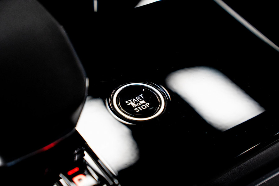 Land Rover Range Rover Sport 3.0 P460e SE PHEV *Meridian / Panorama / Stoelventilatie / Surround-View / Memory / Keyless*