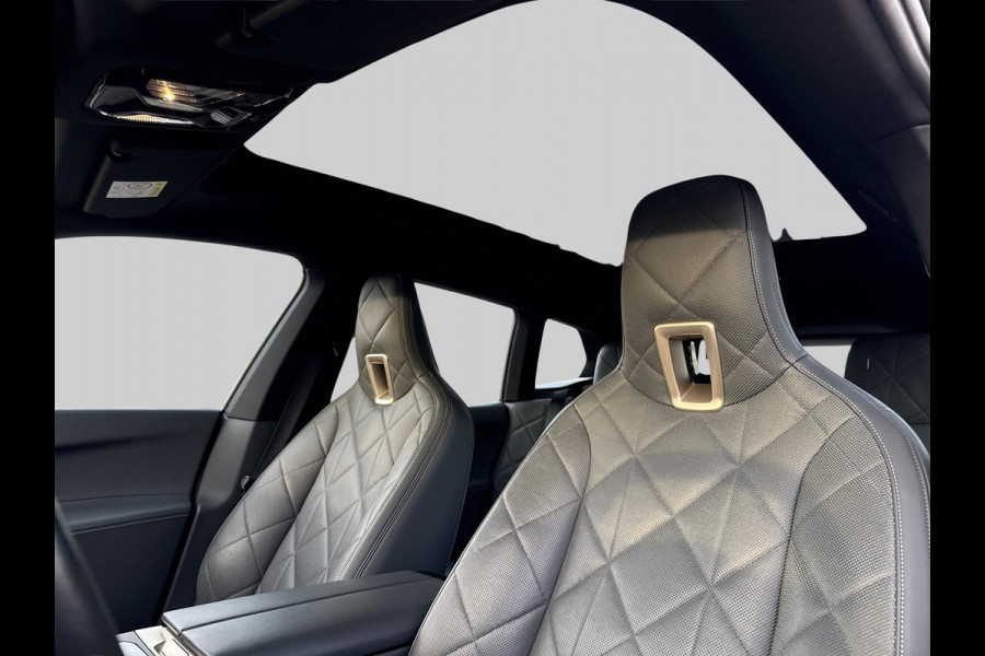 BMW iX xDrive40 High Executive 77 kWh | Pano | Elek Trekhaak | 360 Camera | Memory stoelen | Laser Light |
