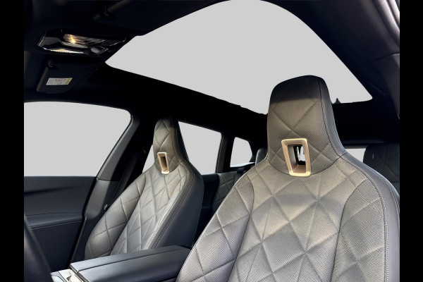 BMW iX xDrive40 High Executive 77 kWh | Pano | Elek Trekhaak | 360 Camera | Memory stoelen | Laser Light |