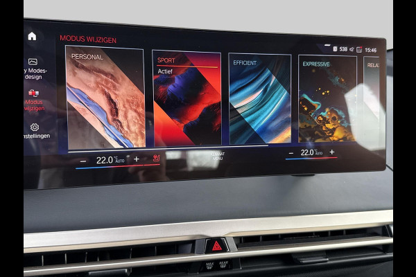 BMW iX xDrive40 High Executive 77 kWh | Pano | Elek Trekhaak | 360 Camera | Memory stoelen | Laser Light |