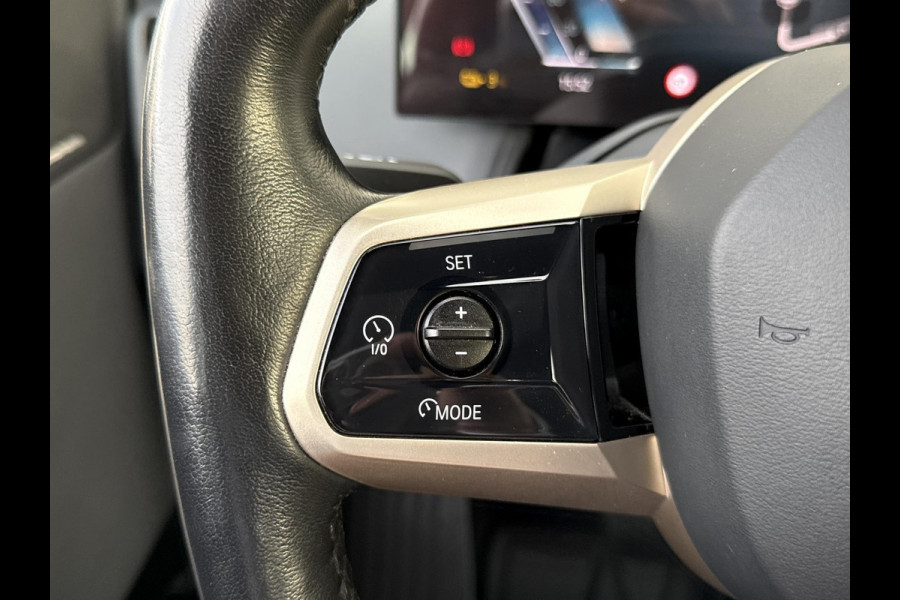 BMW iX xDrive40 High Executive 77 kWh | Pano | Elek Trekhaak | 360 Camera | Memory stoelen | Laser Light |