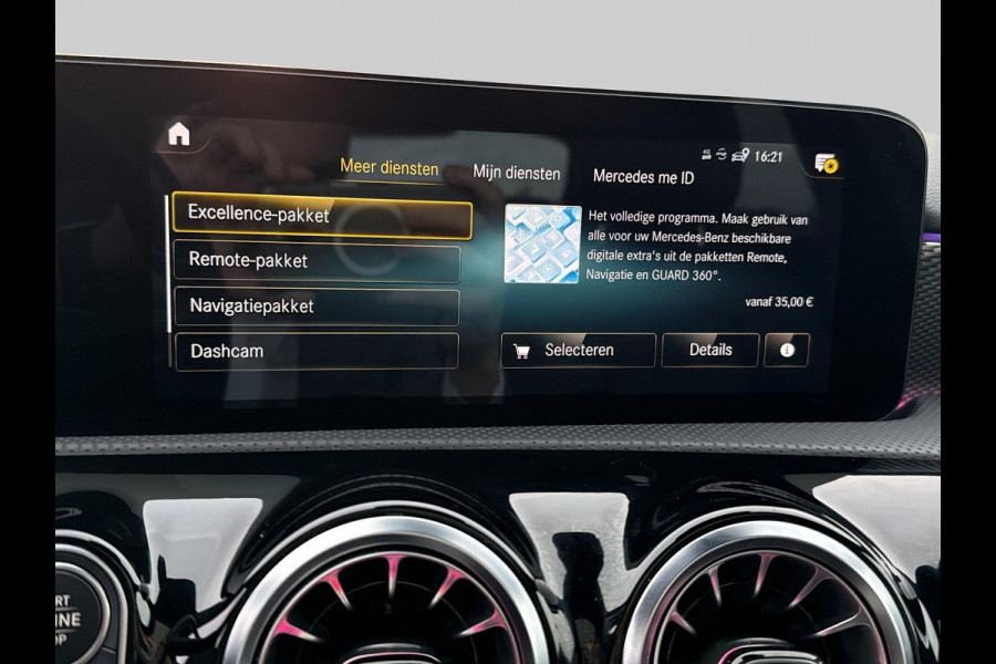 Mercedes-Benz A-Klasse 180 Business Solution Luxury | Pano | Memory stoelen | Achteruitrij camera |