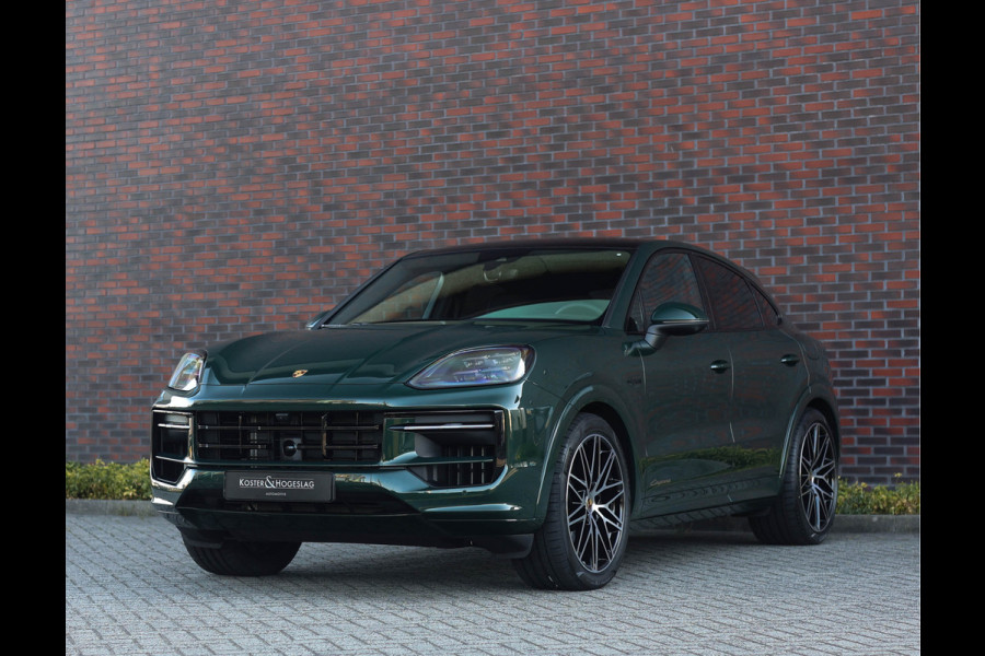 Porsche Cayenne Coupé 3.0 E-Hybrid | PTS Goodwood Green - Pano - Luchtvering