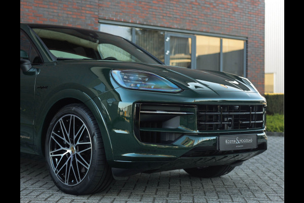 Porsche Cayenne Coupé 3.0 E-Hybrid | PTS Goodwood Green - Pano - Luchtvering