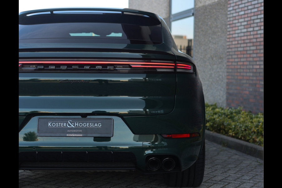 Porsche Cayenne Coupé 3.0 E-Hybrid | PTS Goodwood Green - Pano - Luchtvering