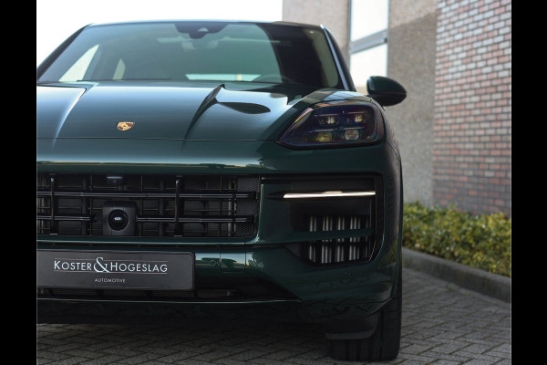 Porsche Cayenne Coupé 3.0 E-Hybrid | PTS Goodwood Green - Pano - Luchtvering