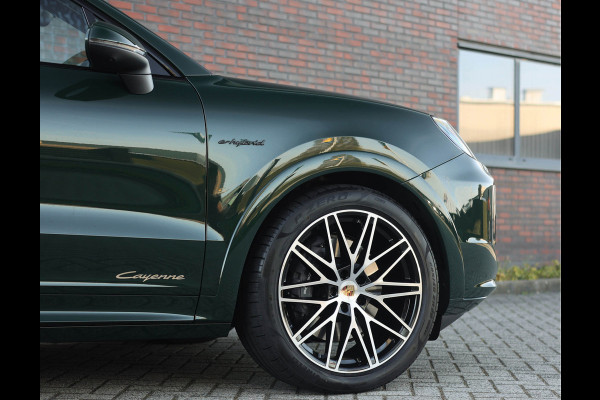 Porsche Cayenne Coupé 3.0 E-Hybrid | PTS Goodwood Green - Pano - Luchtvering