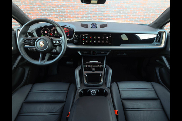 Porsche Cayenne Coupé 3.0 E-Hybrid | PTS Goodwood Green - Pano - Luchtvering