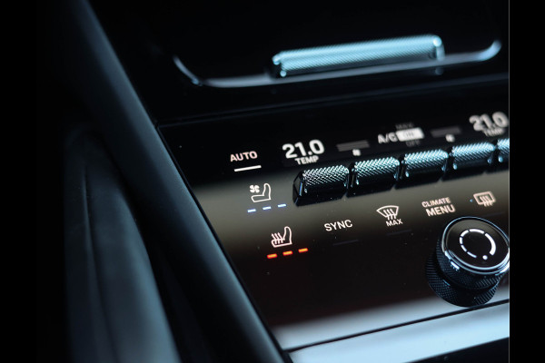 Porsche Cayenne Coupé 3.0 E-Hybrid | PTS Goodwood Green - Pano - Luchtvering