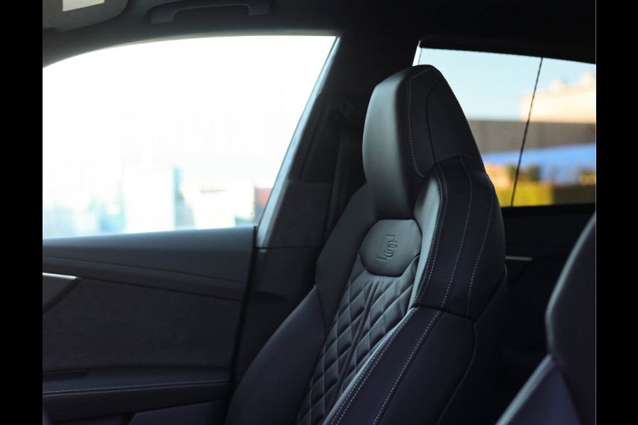 Audi Q8 60 TFSI e Quattro Pro Line S Competition | B&O - Trekhaak - Pano - SoftClose - Massage