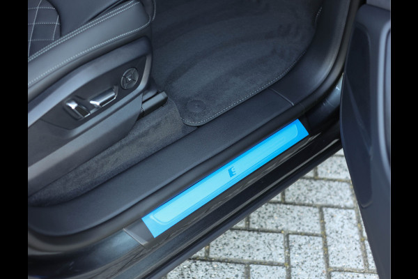 Audi Q8 60 TFSI e Quattro Pro Line S Competition | B&O - Trekhaak - Pano - SoftClose - Massage